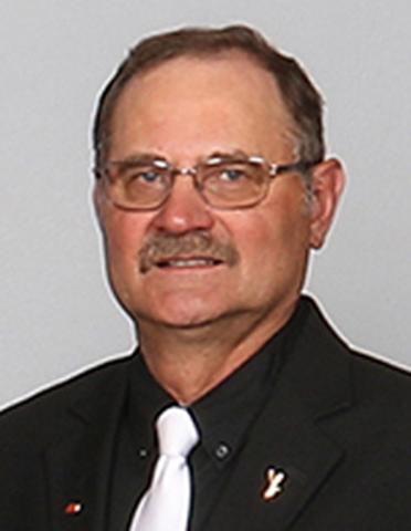 Dennis Ringhofer - District 4
